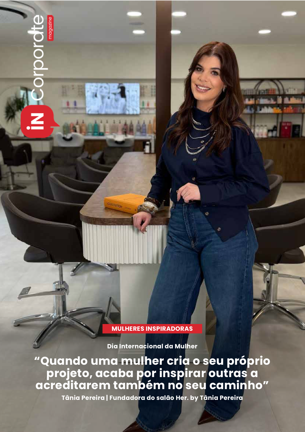 Capa interior da revista com destaque HER. By Tânia Pereira
